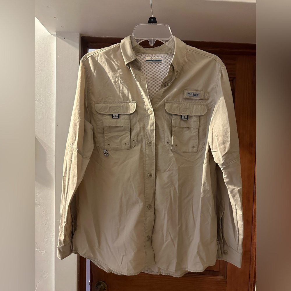 Columbia PFG - Women’s small - color beige
